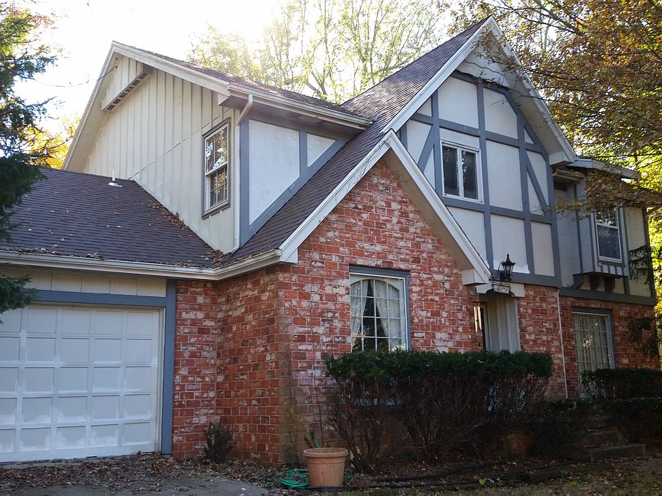 4056 E. Whitehalll Drive