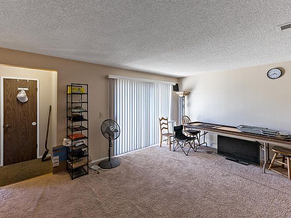 3rd image of 4504 N Valentine Ave APT 141