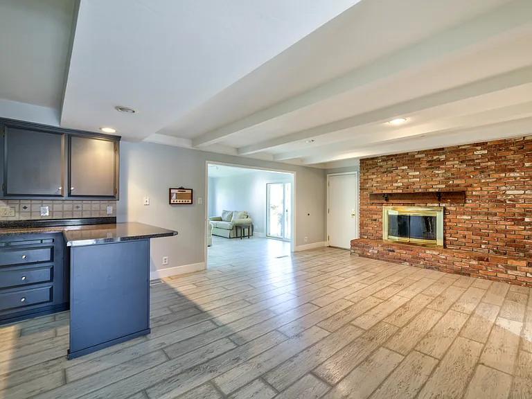 12310 S Hills Dr — Photo 23
