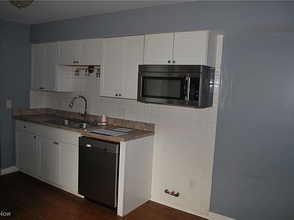 5th image of 174 Warden Ave