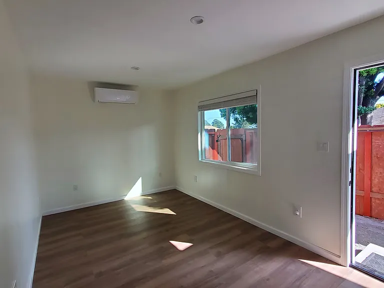 3025 Belfast Way #2 — Photo 5