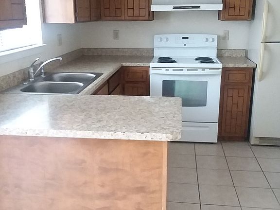 3rd image of 1905 Amy Sue Dr APT D