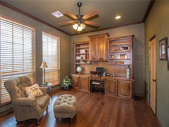 4th image of 11800 Marbella Dr