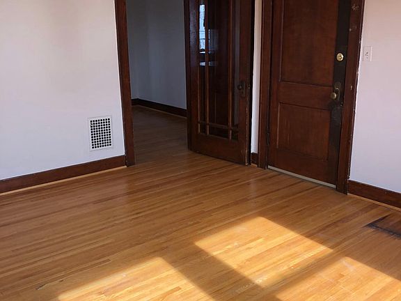 4th image of 1561 Fernwood Ave APT 3