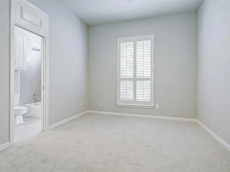 5009 Sail Creek Dr — Photo 18