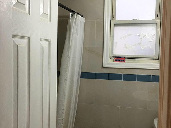 4th image of 85 Romaine Ave #4