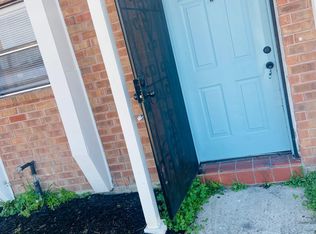 1767 Port Dr #B, Baton Rouge, LA 70820