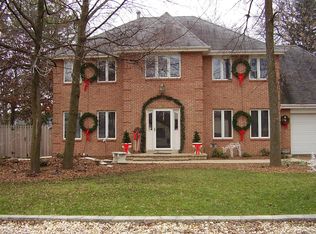 745 Woodland Rd, Palatine, IL 60074