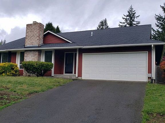 2nd image of 2621 Fircrest Pl SE