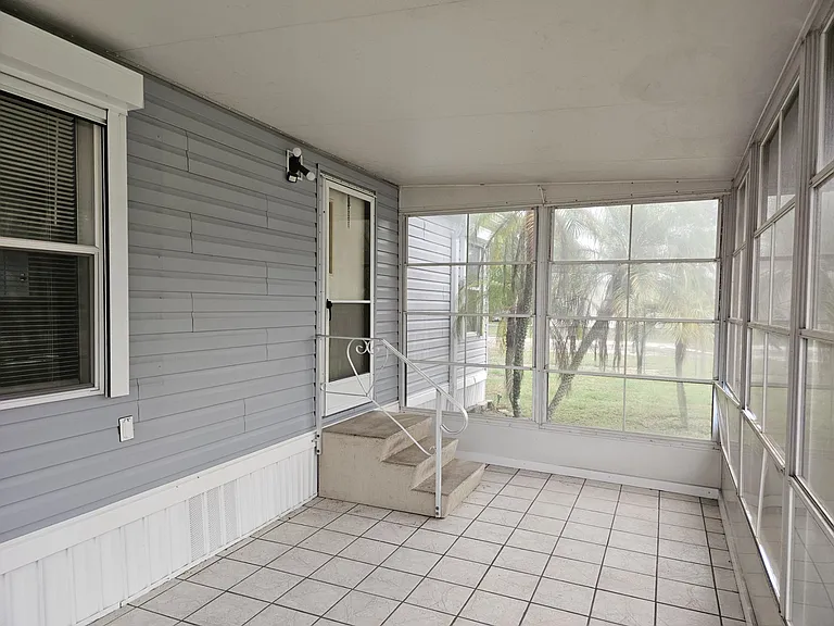 4995 Spiral Way — Photo 17