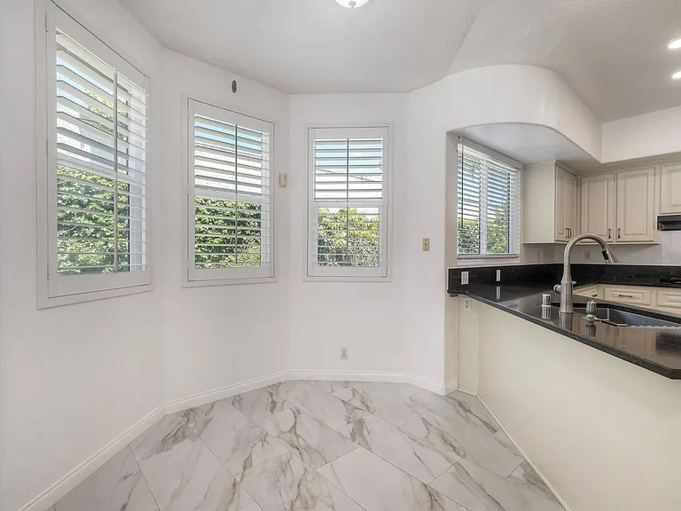 5030 Caspian Dr — Photo 8