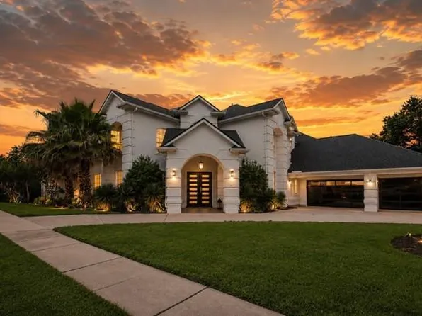 2734 Peninsulas Dr, Missouri City, TX 77459