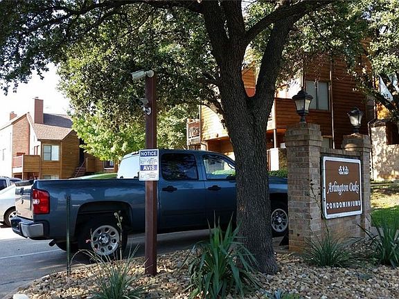 4th image of 2309 Balsam Dr APT K303