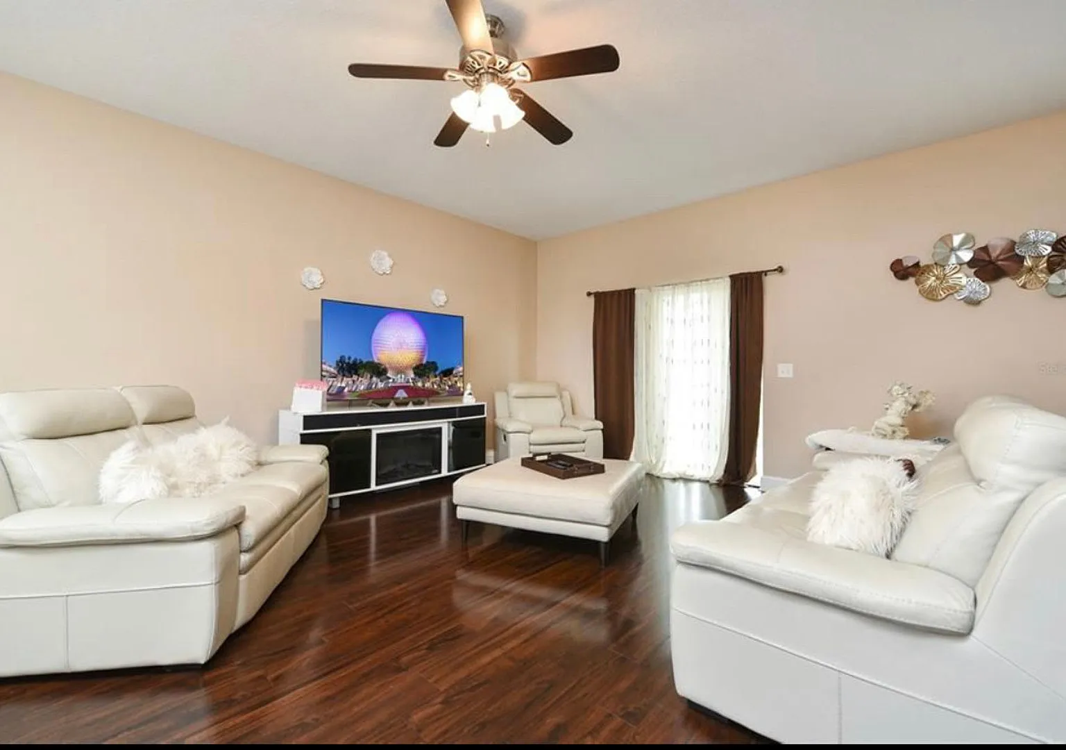 Dundee Station Home For Sale By Owner — Photo 3