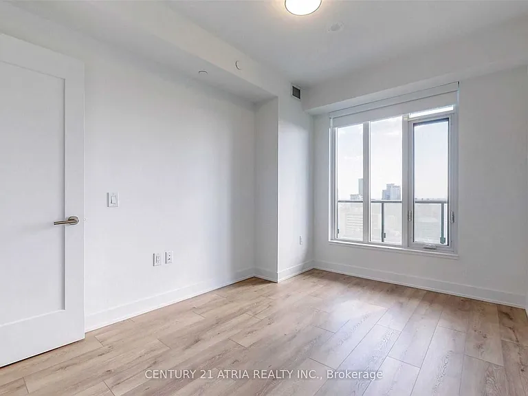 575 Bloor St E #3211 — Photo 35