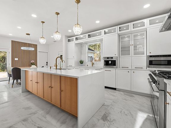 4th image of 79 S Crisp Morning Cir