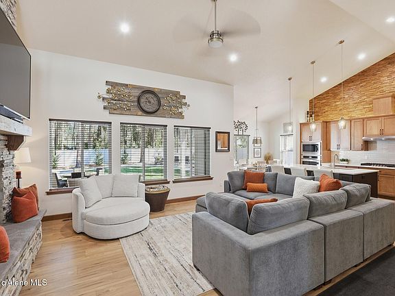 5th image of 2065 E Plaza Ct