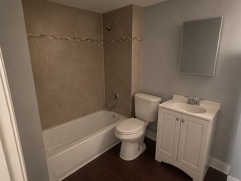 86 Wolcott St #1R — Photo 8