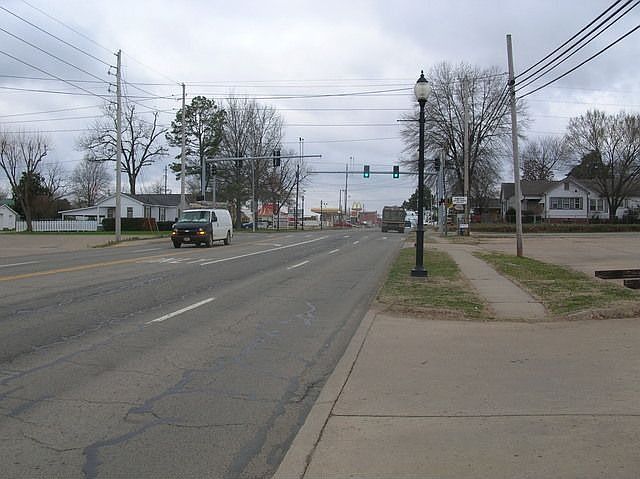 2nd image of 364 E Main St