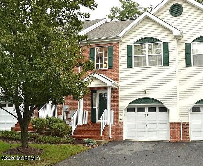 1st image of 93 Heron Ct