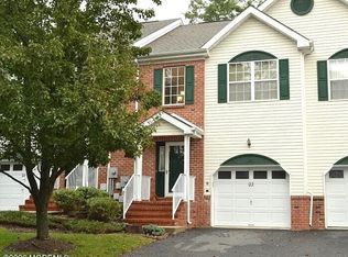 93 Heron Ct, Manalapan, NJ 07726