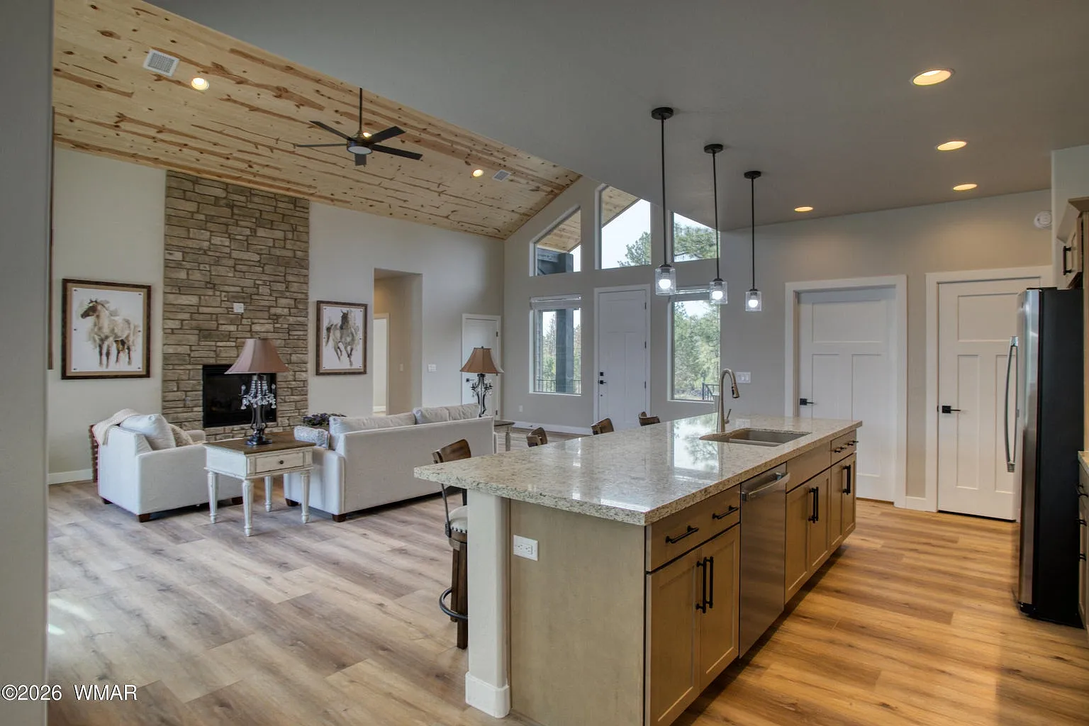 3 bed, 1841 sqft, $3,000 — Photo 4