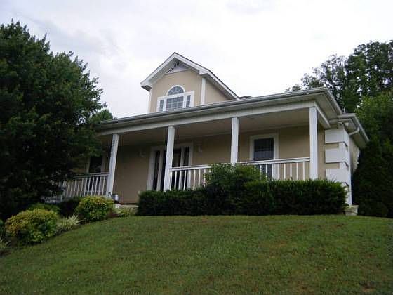 1st image of 3118 Sparks Dr