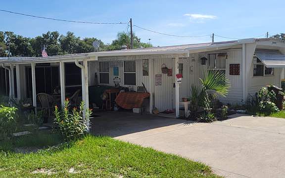4th image of 1208 Lee St #50
