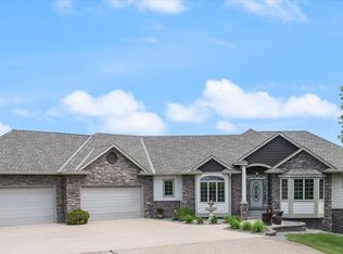 8426 136th Ave NE, Columbus, MN 55025