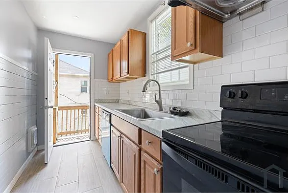 24 Grand St #2 — Photo 7
