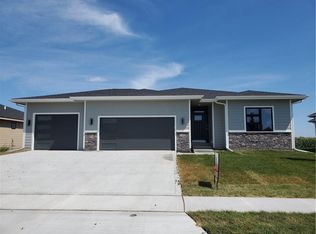 3205 4th Ave SE, Altoona, IA 50009