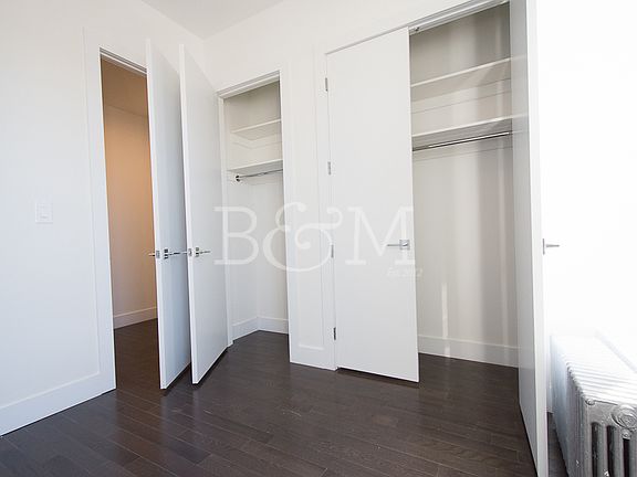 4th image of 719 Henry St APT 2L