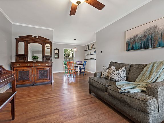 746DumontDr-5.jpg