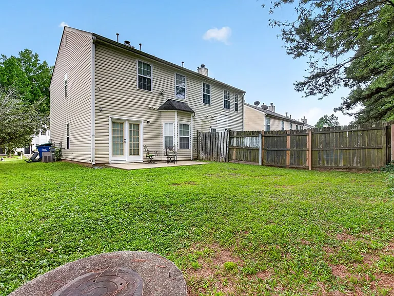 5495 Hampton Ct — Photo 29
