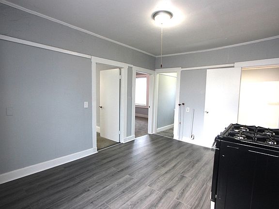 4th image of 397-399 Chelmsford St