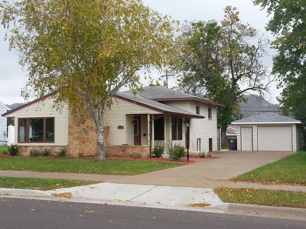 2133 21st Pl S, La Crosse, WI 54601