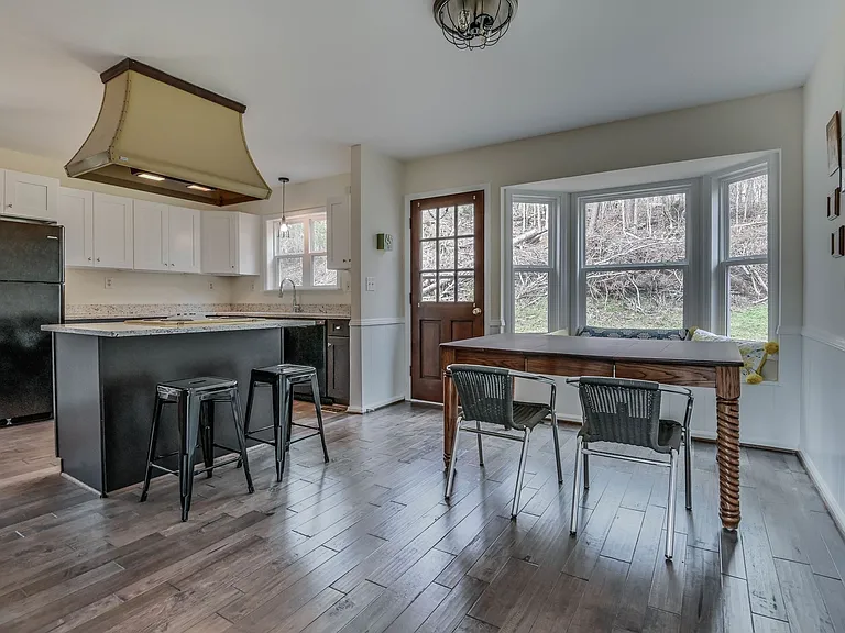 1408 Cedar Hill Rd — Photo 13