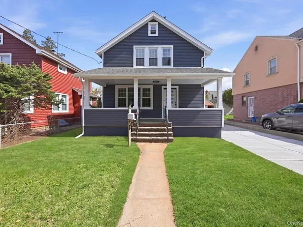 107 E Saint Marks Place, Valley Stream, NY 11580