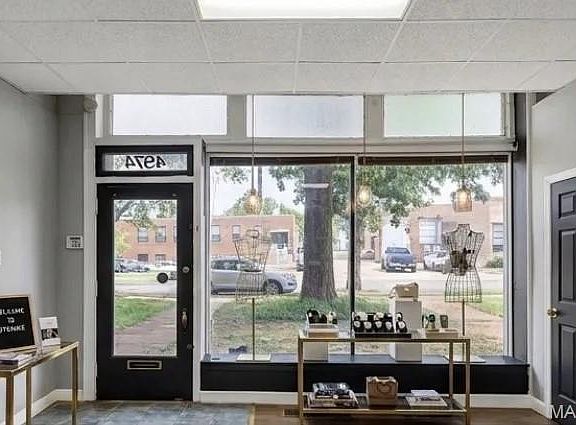 4th image of 4974 Fyler Ave