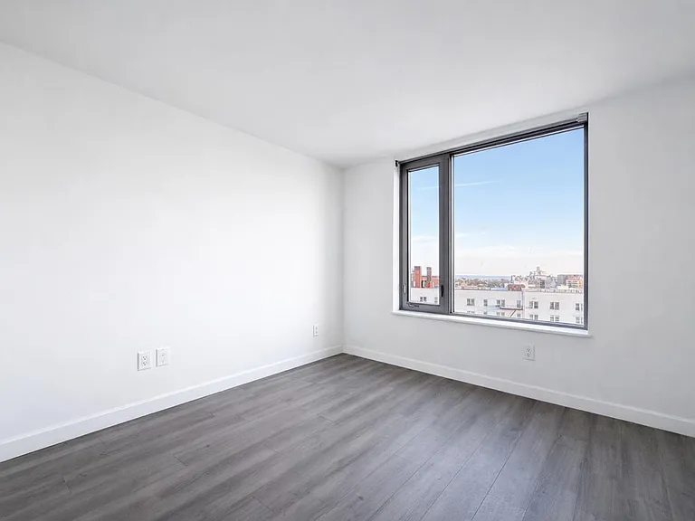 1524 Sheepshead Bay Rd #17B — Photo 4