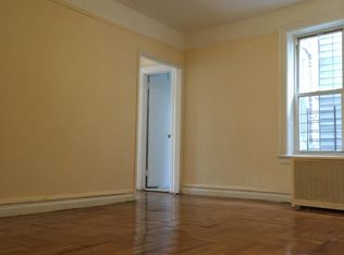 1860 E Tremont Ave, Bronx, NY 10460