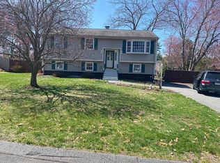 27 Christina Ave, Billerica, MA 01821
