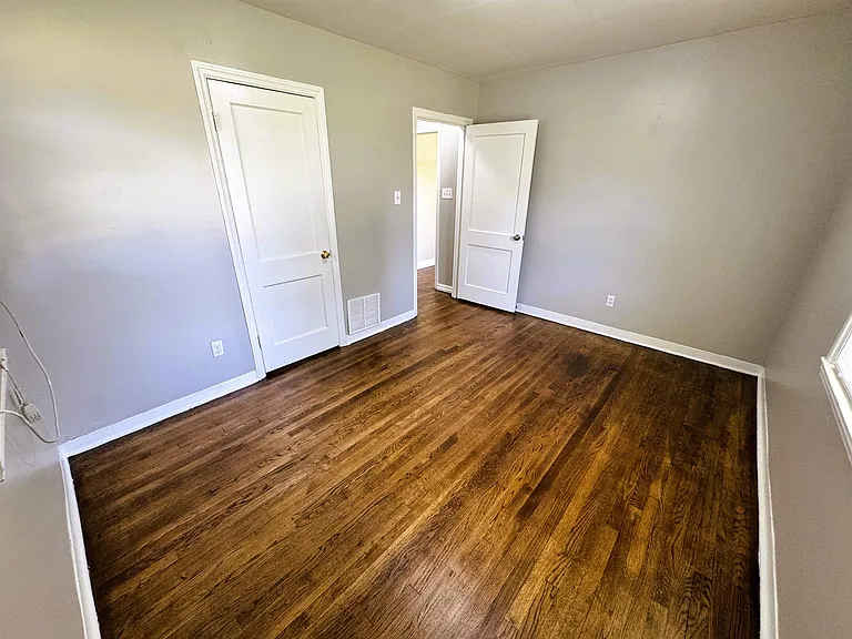 4100 Vaughn Rd — Photo 9
