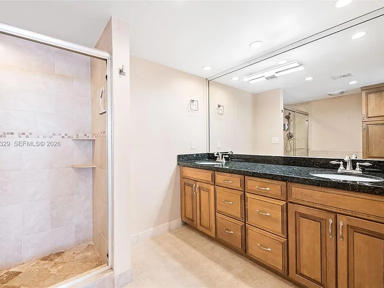 3700 Galt Ocean Dr #910 — Photo 13