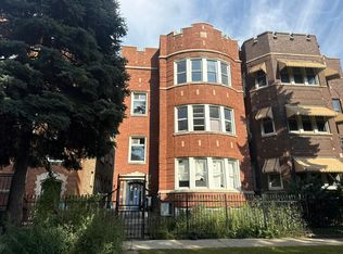 7825 S Cornell Ave, Chicago, IL 60649