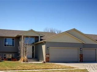 7317 W 65th St, Sioux Falls, SD 57106
