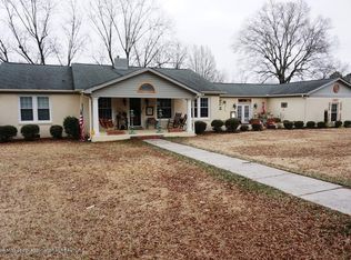 302 Wesson St, Como, MS 38619