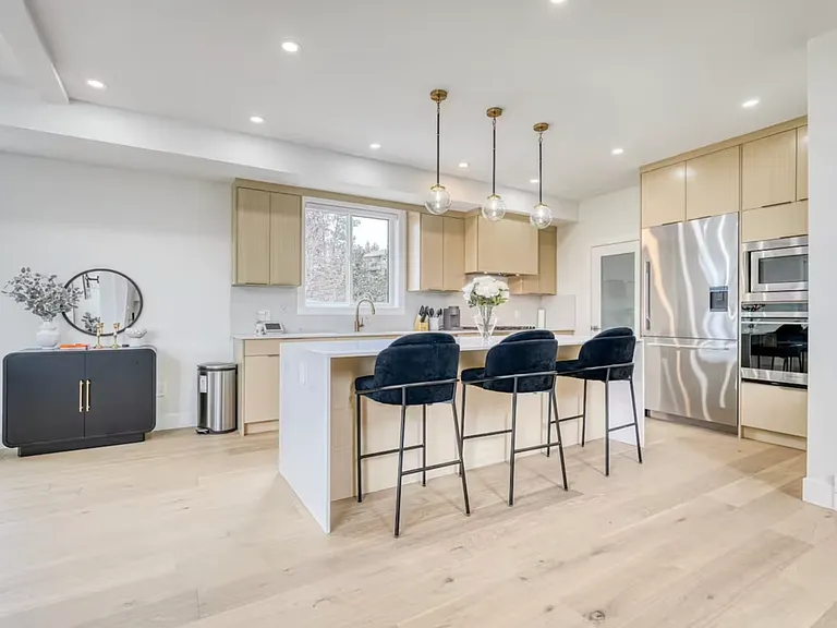 Oak Barrel Pl W — Photo 10