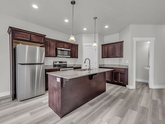 2nd image of 5111 W Tyce Ln