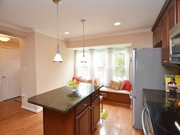 5th image of 3934 Rosebay Ct